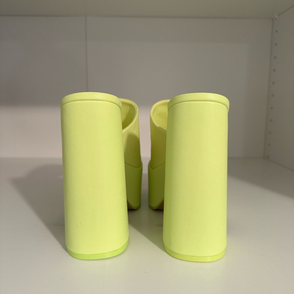 Steve Madden Tristyn Lime Platform Block Heel Slip On Sandals - Picture 5 of 7